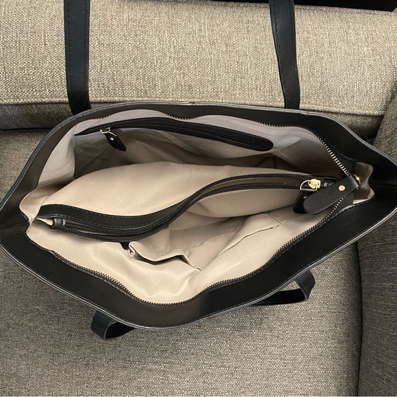 Faux Leather Triple Compartment Tote Bag in black with zippered top closure - Picture 4 of 14